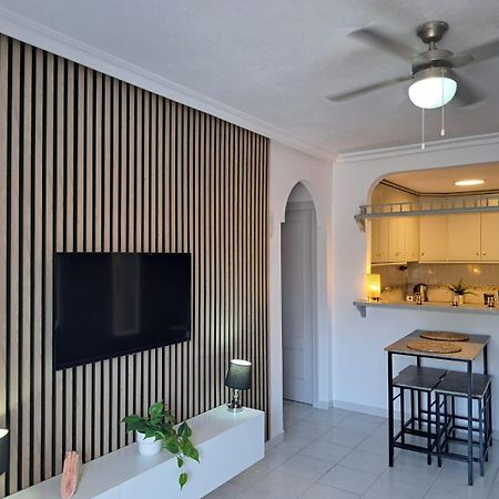 Apartamento Pod Papugami Torrevieja Exterior foto
