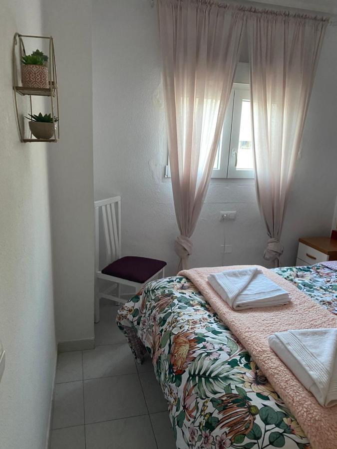 Apartamento Pod Papugami Torrevieja Exterior foto