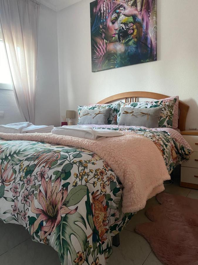 Apartamento Pod Papugami Torrevieja Exterior foto
