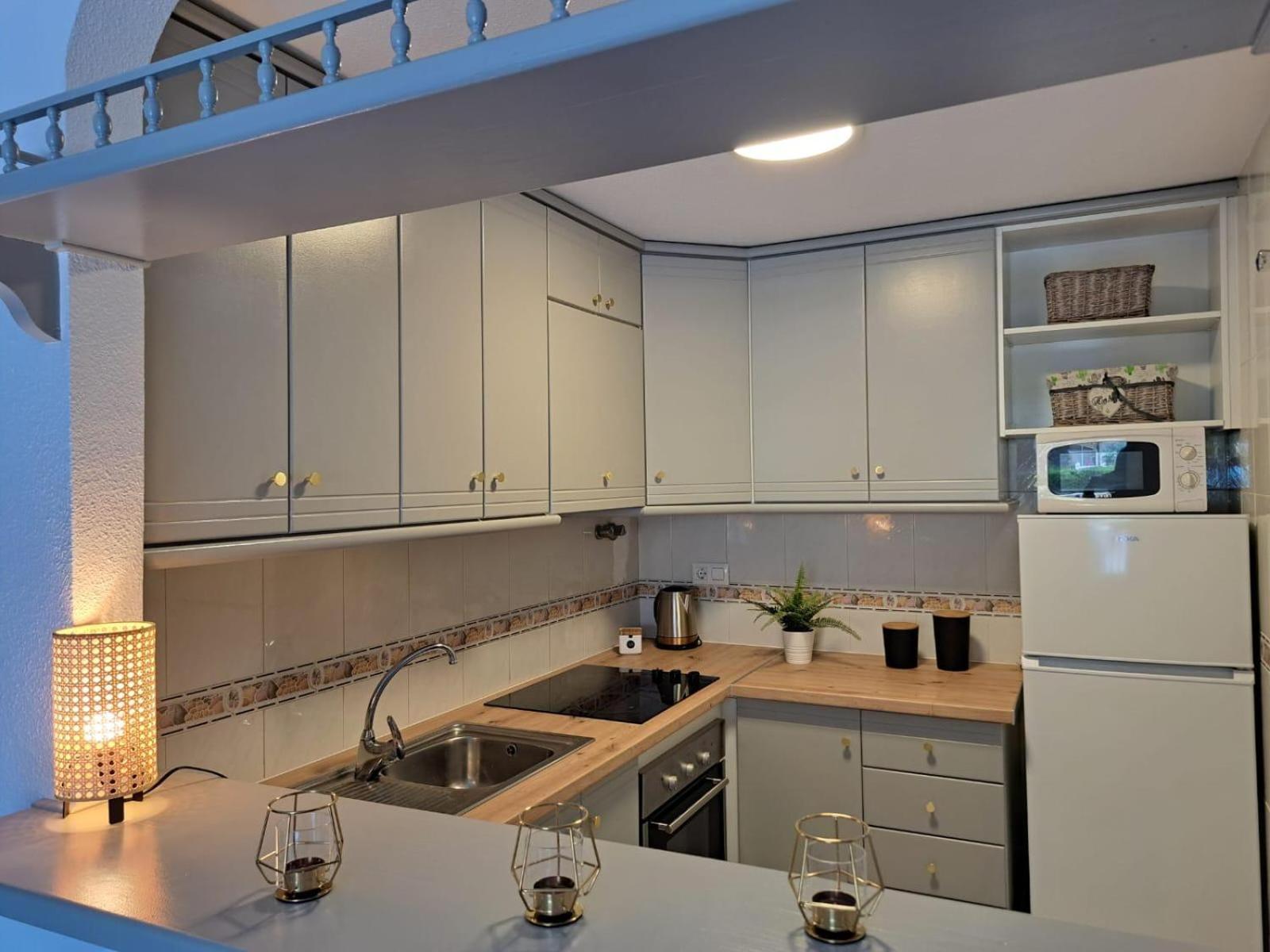 Apartamento Pod Papugami Torrevieja Exterior foto